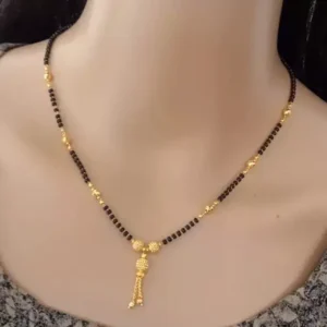 Jewellery Stylish Golden Women Pride Black Bead 18" Lon...